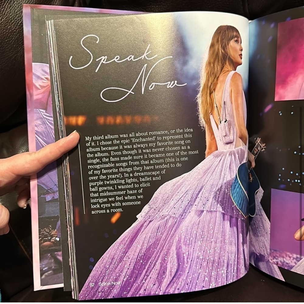 NWT Taylor Swift Eras Tour Official Book and Plastic Taylor Swift Cup - Picture 8 of 10